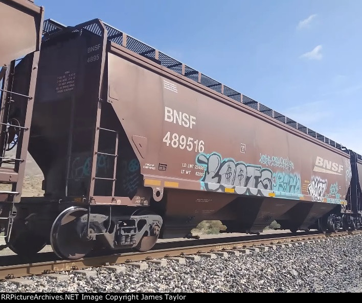 BNSF 489516